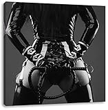 Pixxprint Sexy Domina im Latexkostüm, Größe: 40x40 cm, Leinwandbild Quadratisch, Wandbild, Kunstdruck, fertig bespannt