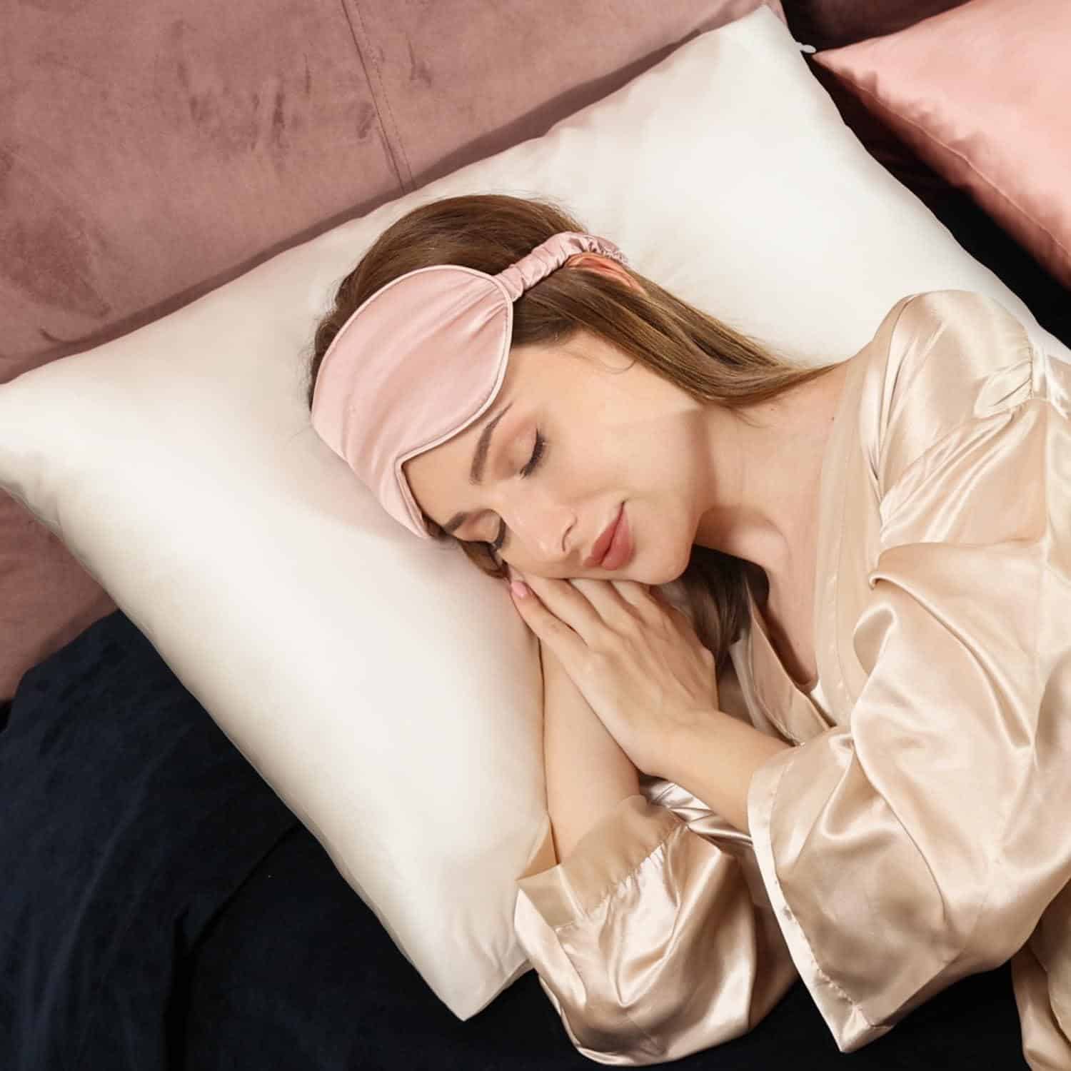 Die besten Satin-Kissenbezüge für Haare und Haut: Top 5 im Test 6 Die besten Satin-Kissenbezüge für Haare und Haut: Top 5 im Test