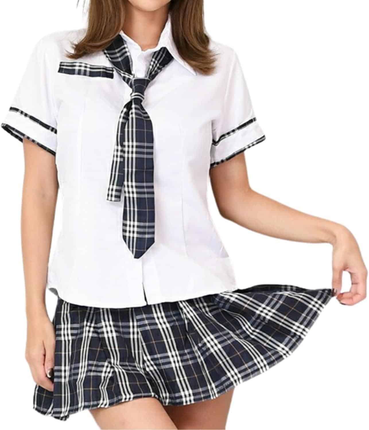 Titel: Verführerische Schulmädchen-Outfits für Rollenspiele und Cosplay 6 Titel: Verführerische Schulmädchen-Outfits für Rollenspiele und Cosplay